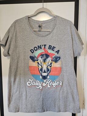 Gildan Gray "Don't Be A Salty Heifer" Graphic Tee